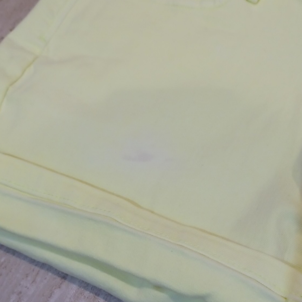Lily Pulitzer Yellow Jean Shorts - Picture 8 of 9